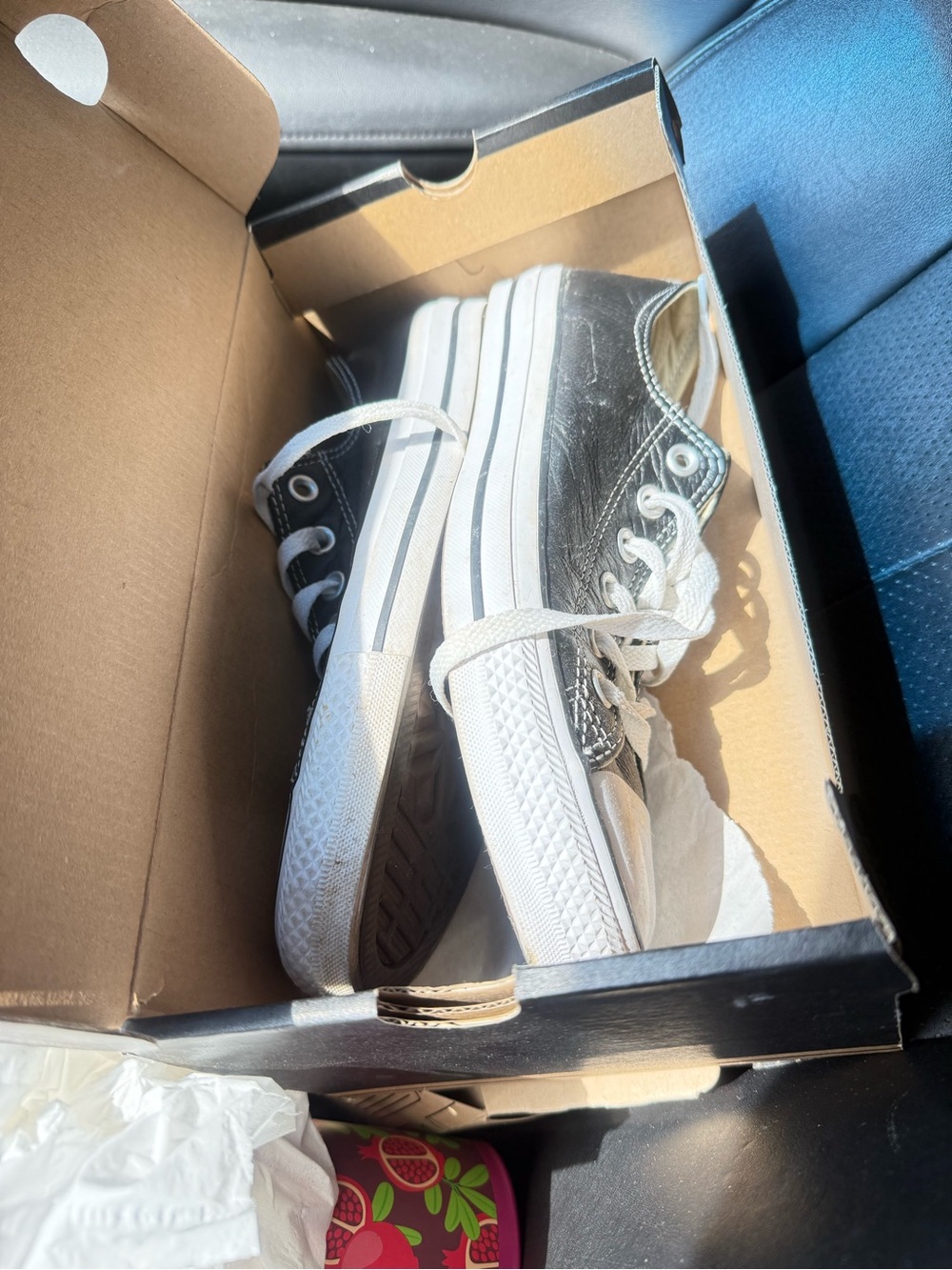 Women's converse leather size 9